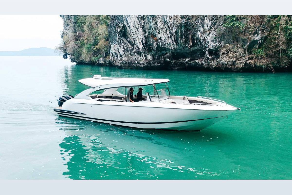 Luxury Cruiser