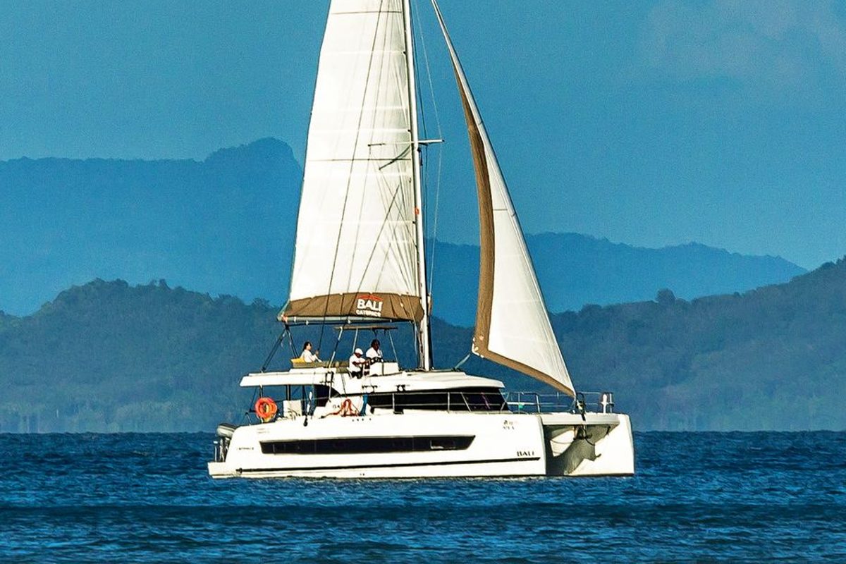Bali Catspace Siva catamaran under sail