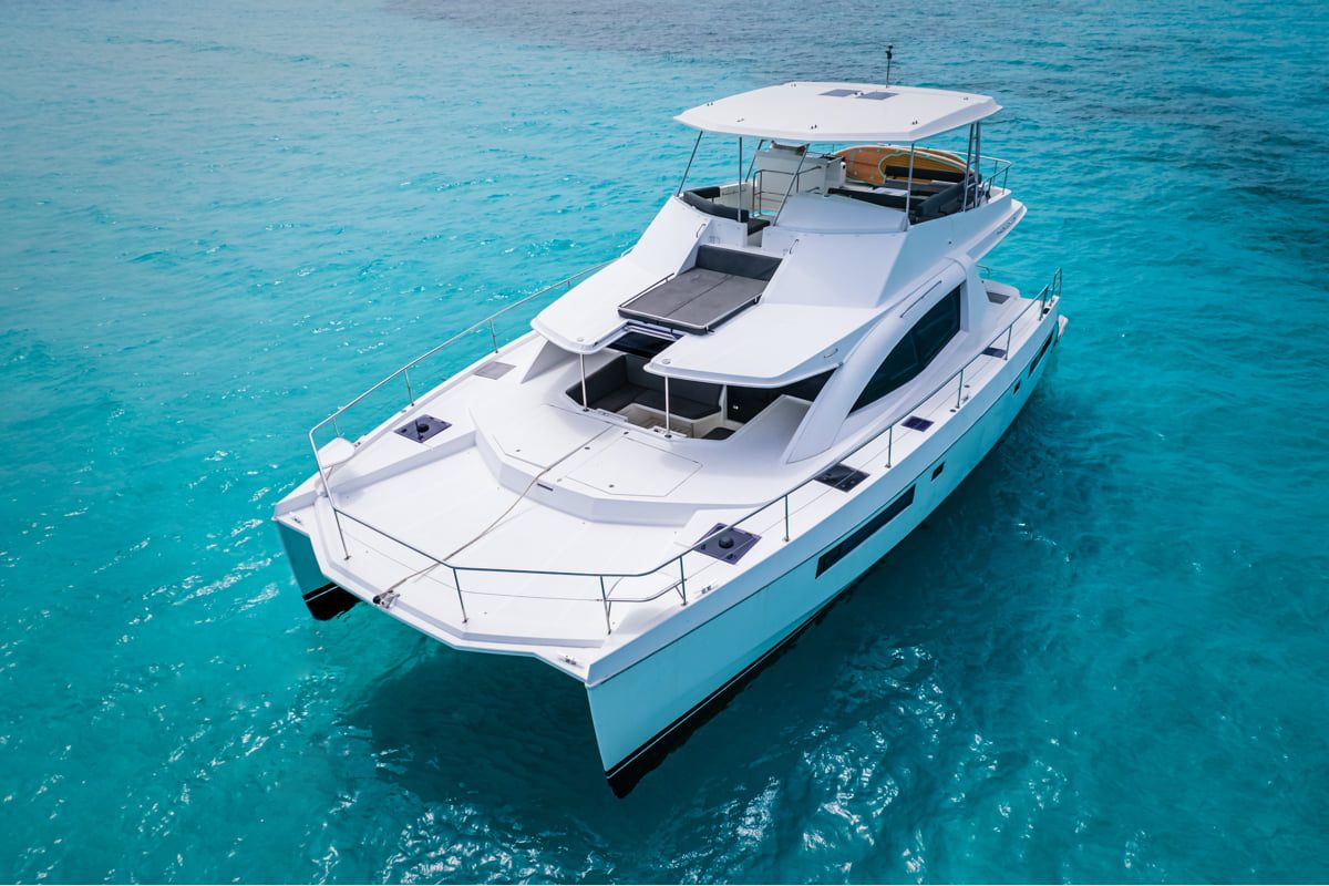 Leopard 51 PowerCat The Office